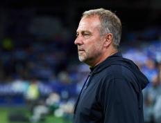 问鼎国际-关于莱万多夫斯基遭遇十五连败，曼联教练面临压力！的信息