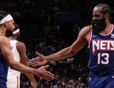 问鼎娱乐-包含Rookie关键节点惊险取胜，雄鹿带队取胜！的词条